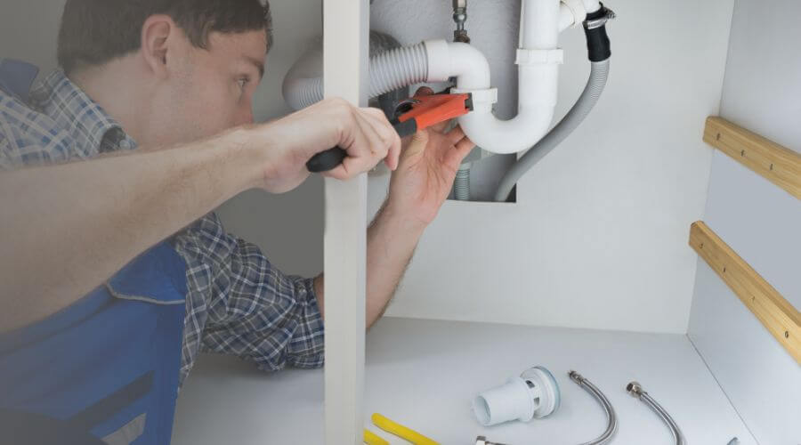 Expert burst pipe repair services in Key Colony Beach, FL